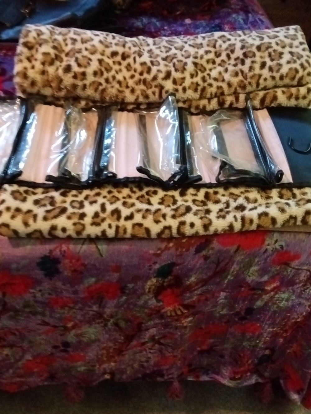 Mary Kay Black Make-up  Jewelry Roll with Pink Lined Clear Pouches
